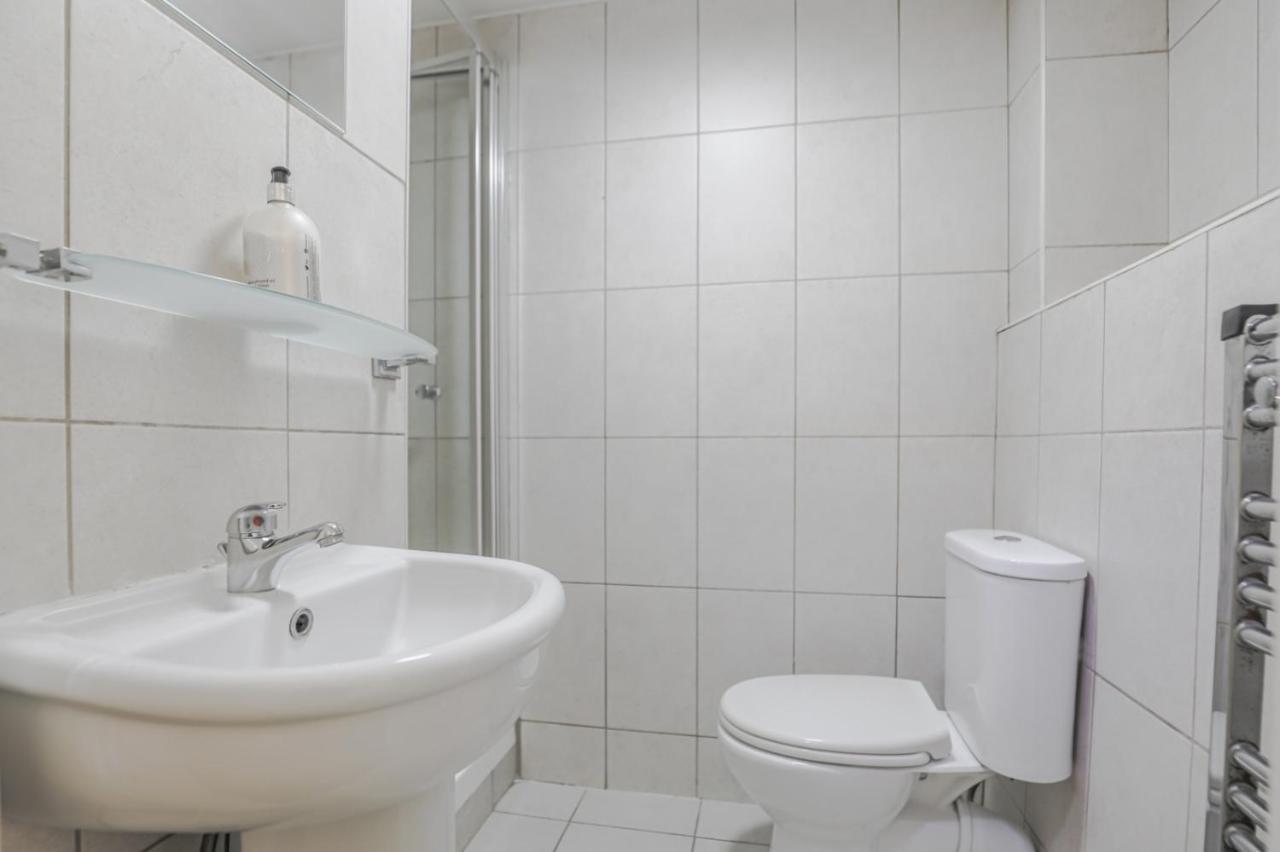 Oyo Sangha House - Short Stays Leicester Buitenkant foto