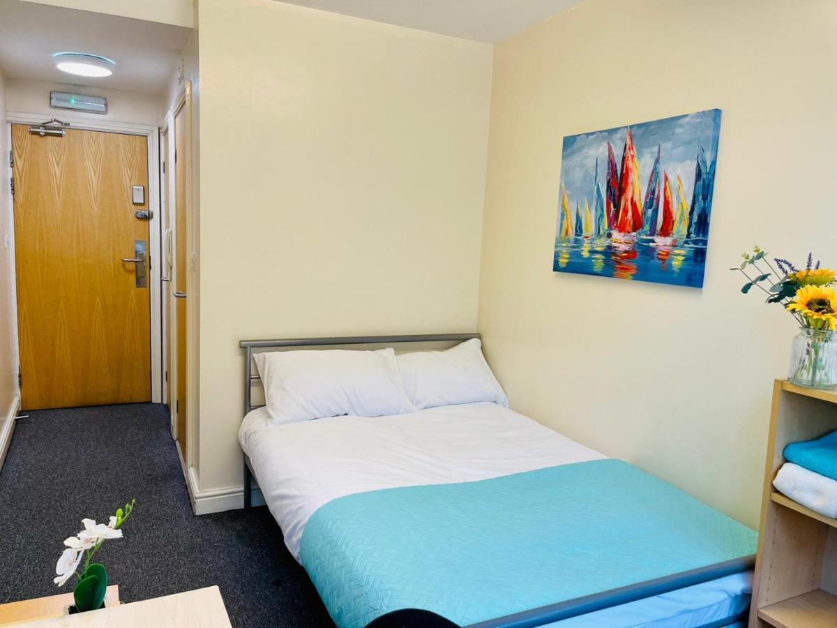 Oyo Sangha House - Short Stays Leicester Buitenkant foto